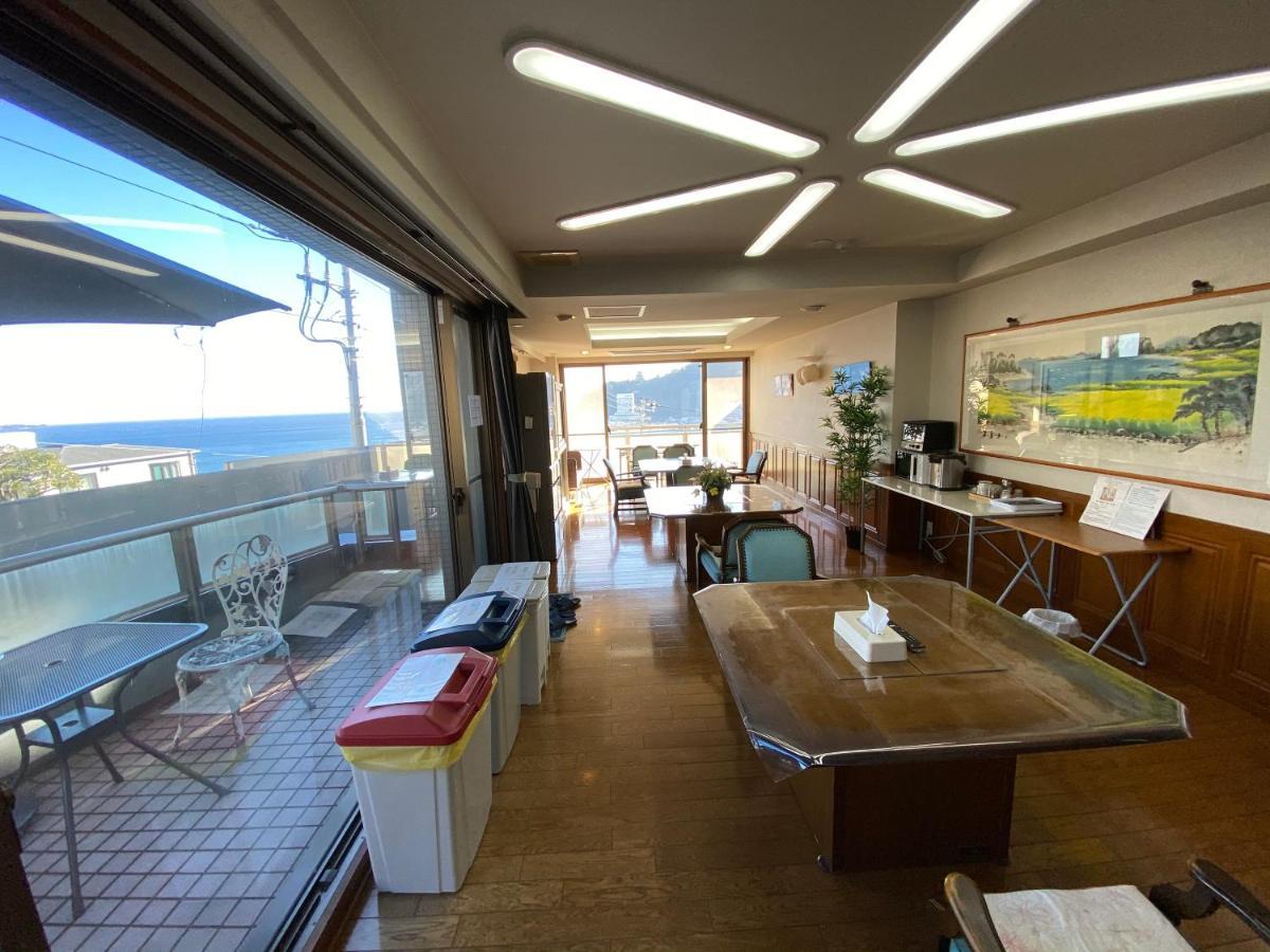 Atami Onsen Guest House Megumi Ngoại thất bức ảnh