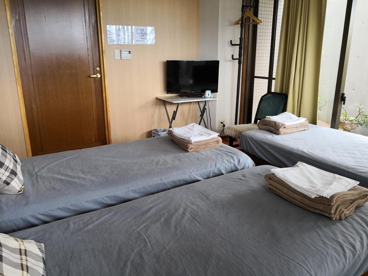 Atami Onsen Guest House Megumi Ngoại thất bức ảnh